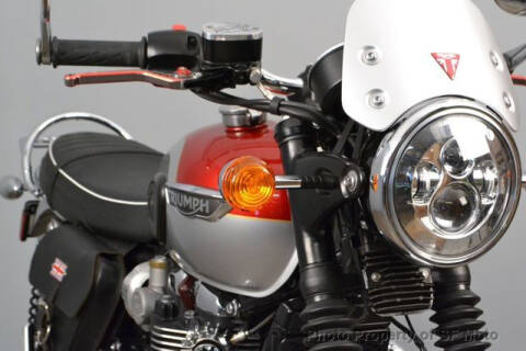 2018 Triumph Bonneville T120 TWO-TONE