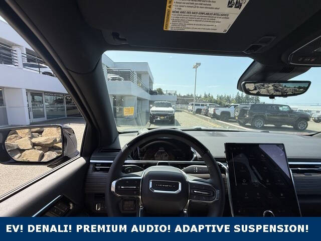 2025 GMC Sierra EV Denali