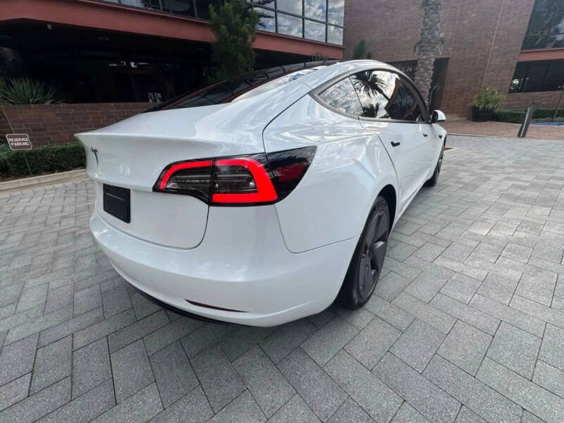 2021 Tesla Model 3 Standard Range Plus