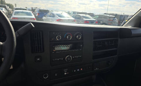 2025 Chevrolet Express 2500