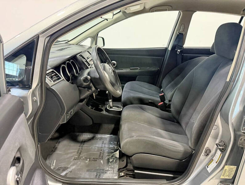 2009 Nissan Versa 1.8 S