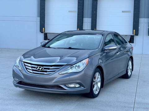 2012 Hyundai Sonata for sale at Clutch Motors in Lake Bluff IL