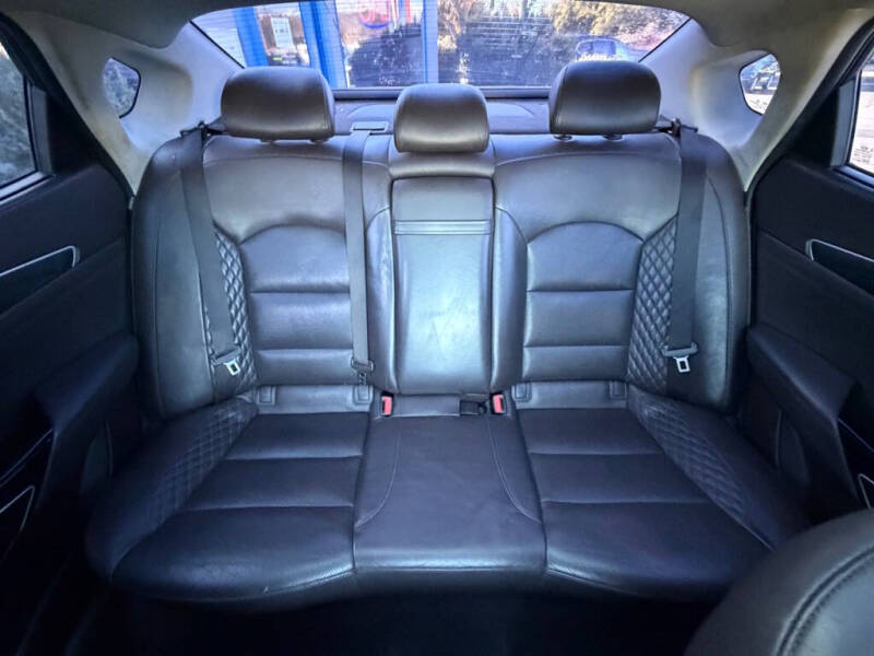 2017 Kia Cadenza Premium