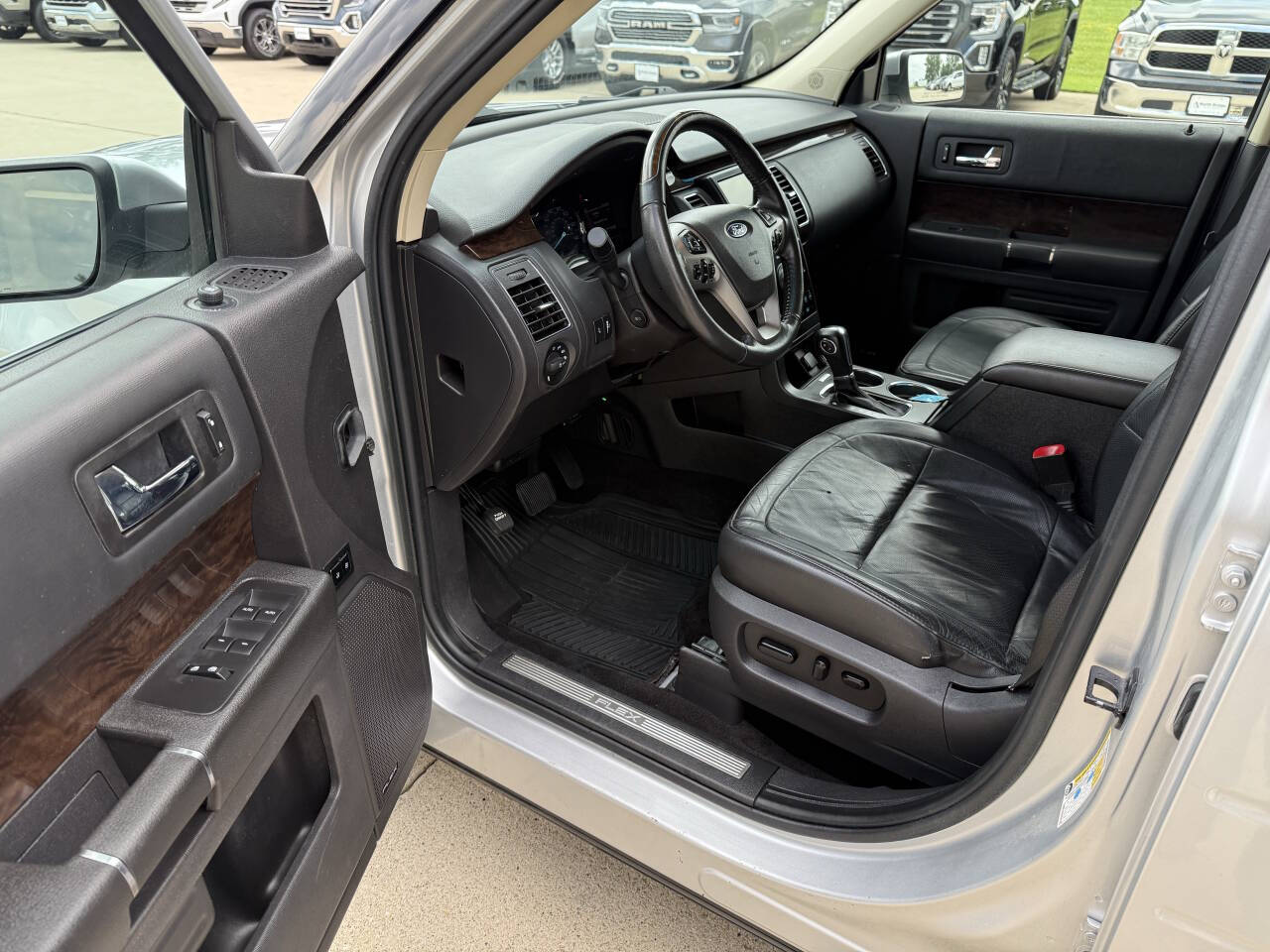 2019 Ford Flex Limited photo 5