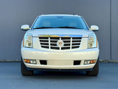 2012 Cadillac Escalade ESV Luxury