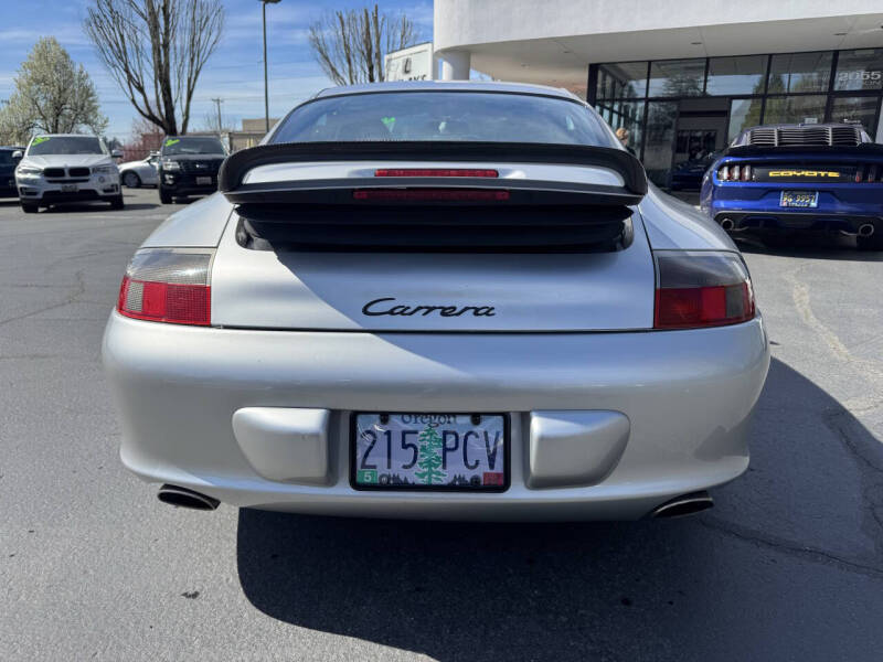 2003 Porsche 911 Carrera
