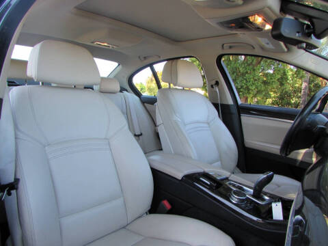 2015 BMW 5 Series 528i