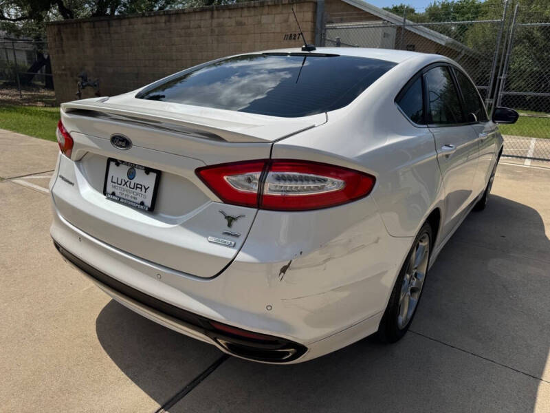 2015 Ford Fusion SE