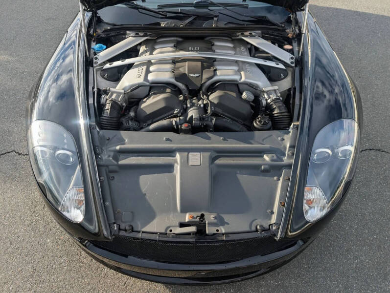 2005 Aston Martin DB9 Volante