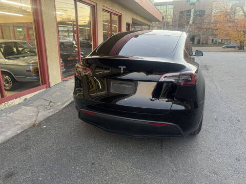 2023 Tesla Model Y Performance