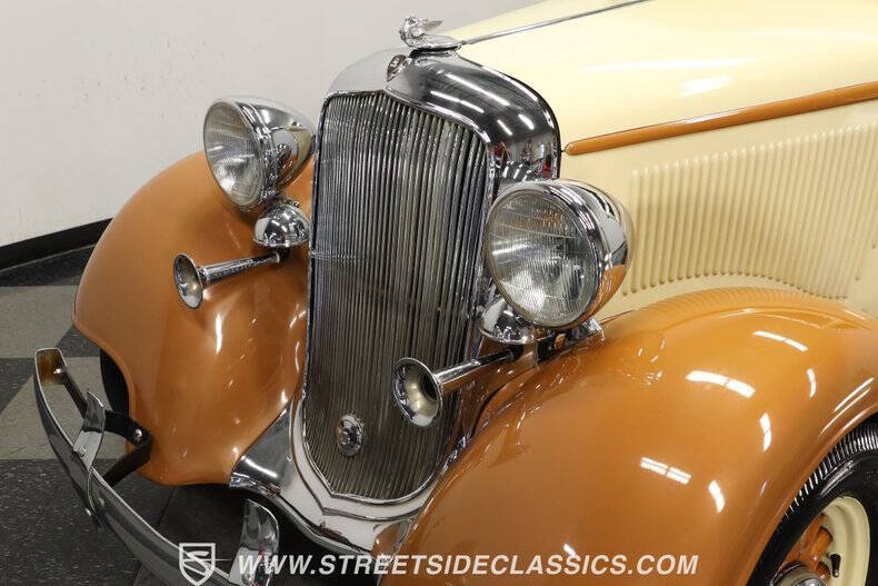 1933 Plymouth Model PD