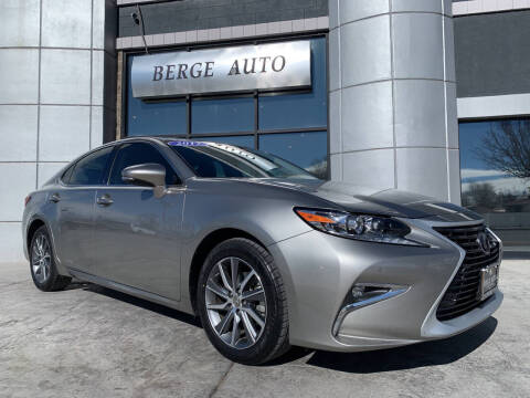 2017 Lexus ES 300h