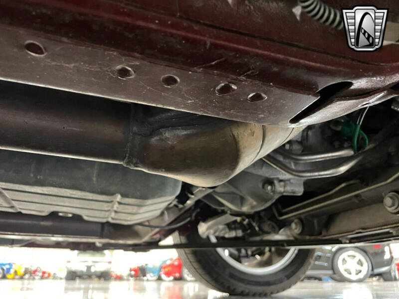 2004 Ford Thunderbird Deluxe