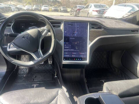 2015 Tesla Model S 85D