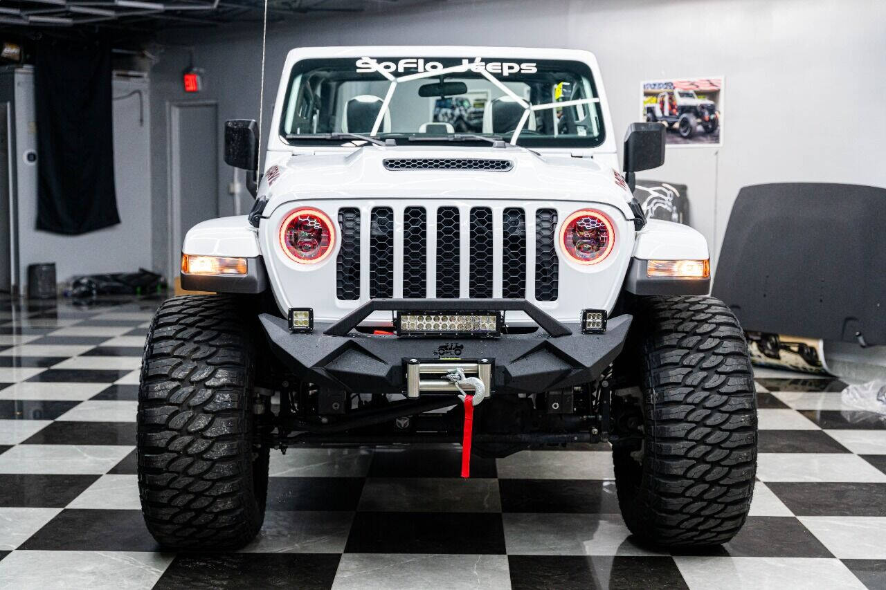 2020 JEEP Gladiator Pickup - $56,999