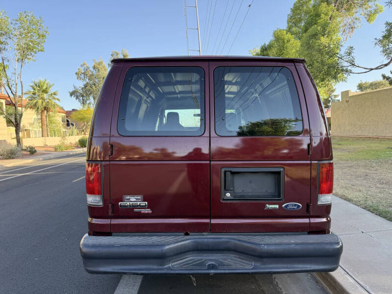 2011 Ford E-Series