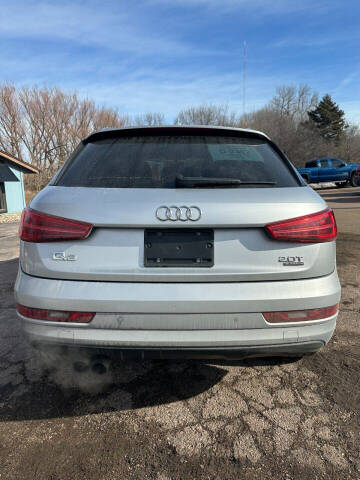 2018 Audi Q3 2.0T quattro Premium Plus