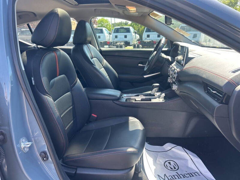 2025 Nissan Sentra SR
