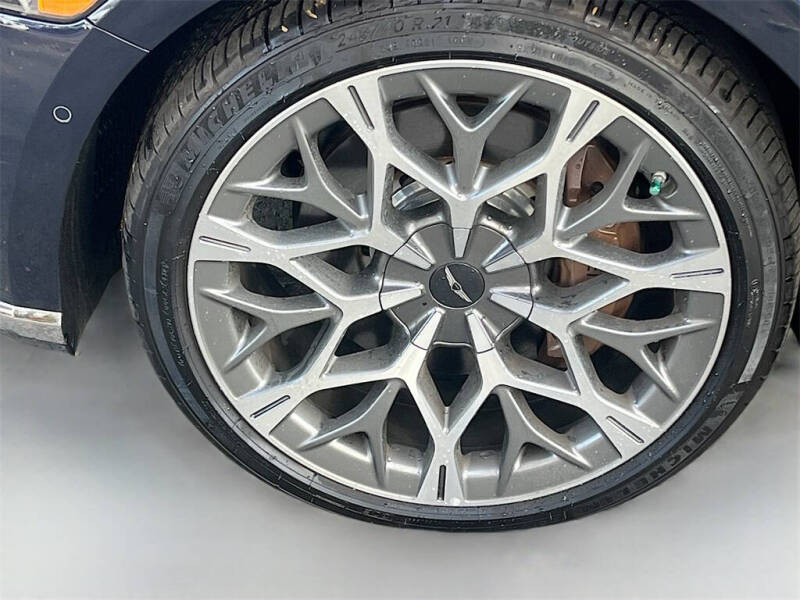 2024 Genesis G90 3.5T e-Supercharger