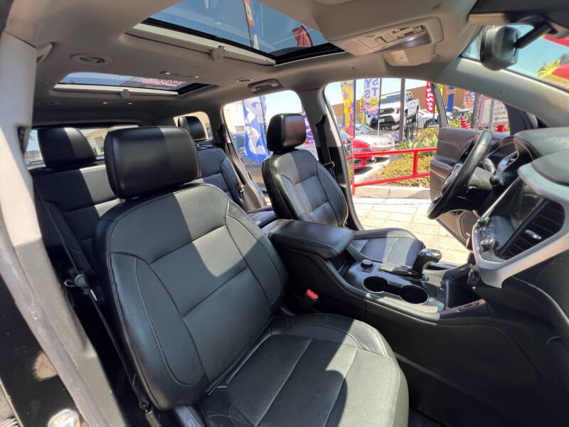 2017 GMC Acadia SLT-2