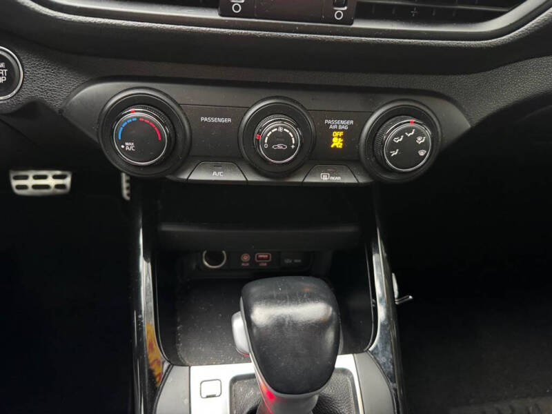 2020 Kia Forte GT Line