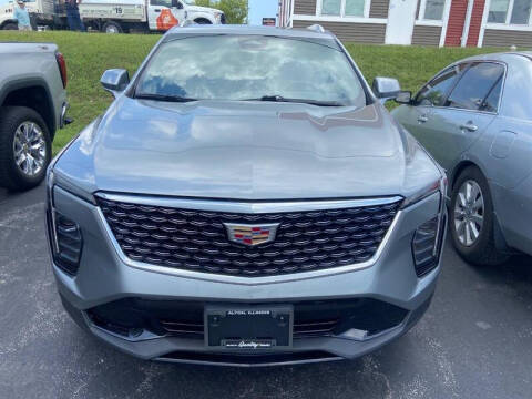 2025 Cadillac XT4 Premium Luxury