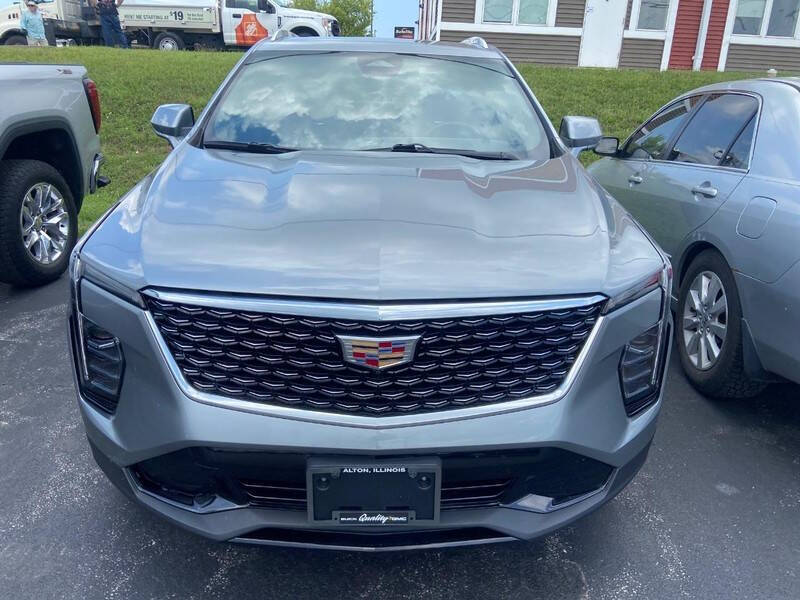 2025 Cadillac XT4 Premium Luxury