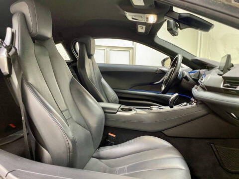 2016 BMW i8