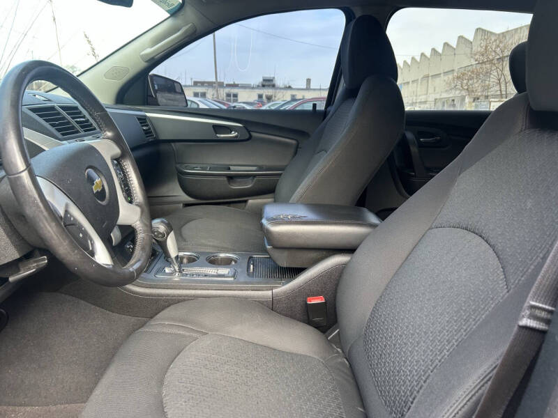 2011 Chevrolet Traverse LT