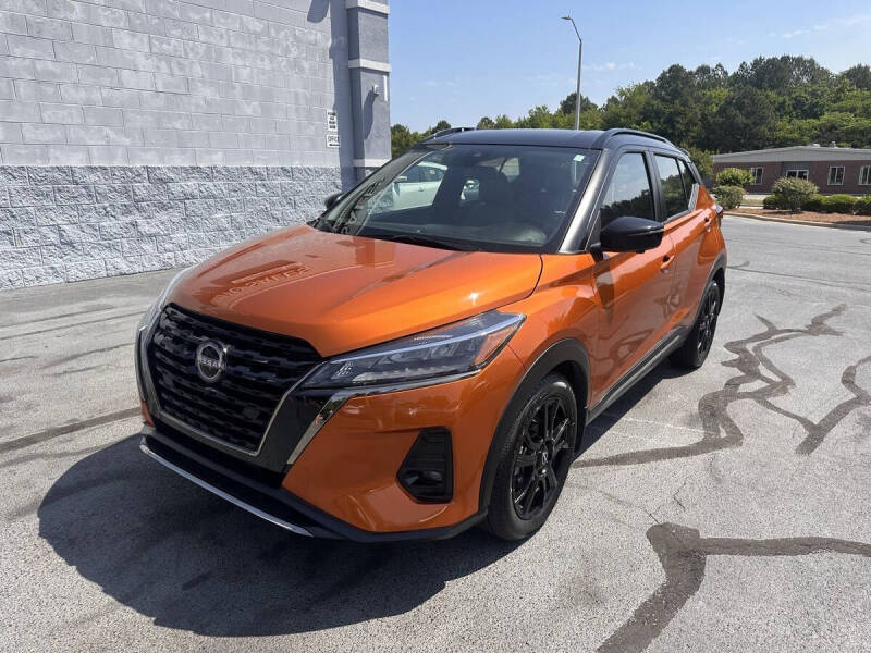 2023 Nissan Kicks SR