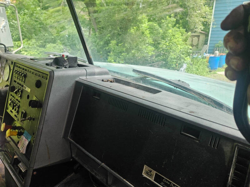 1999 Mack CH613