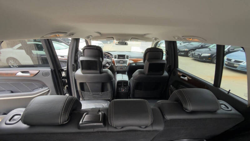 2014 Mercedes-Benz GL-Class GL 550 4MATIC