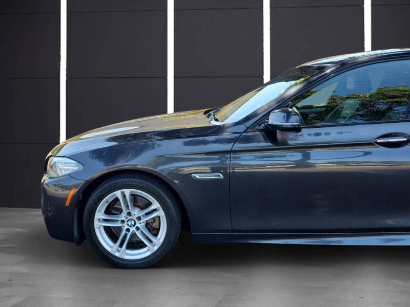 2015 BMW 5 Series 528i