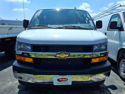 2025 Chevrolet Express 2500