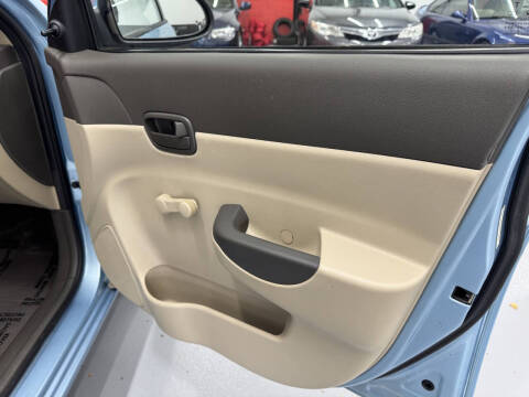 2009 Hyundai Accent GLS