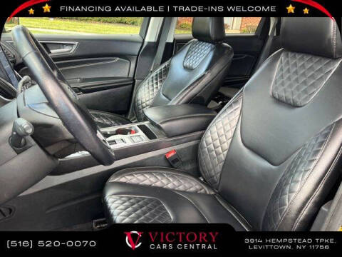 2023 Ford Edge Titanium