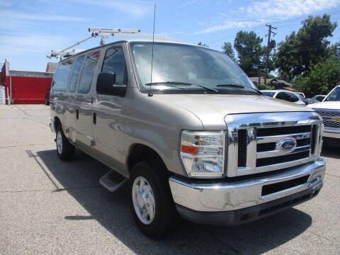 2011 Ford E-Series E-150 XLT