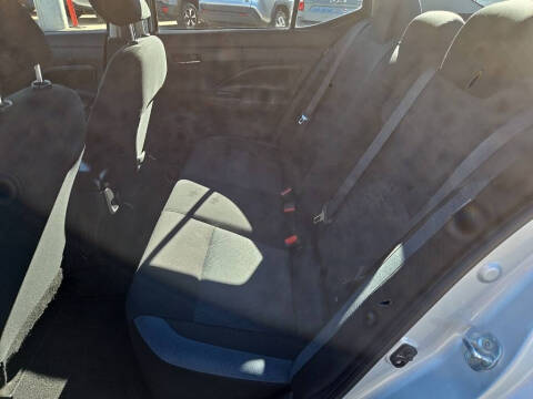 2023 Nissan Versa SV