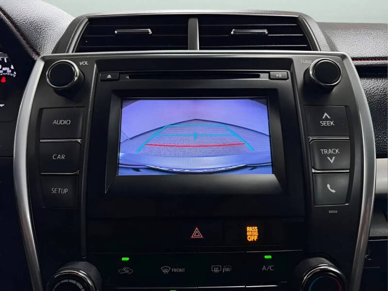 2017 Toyota Camry LE
