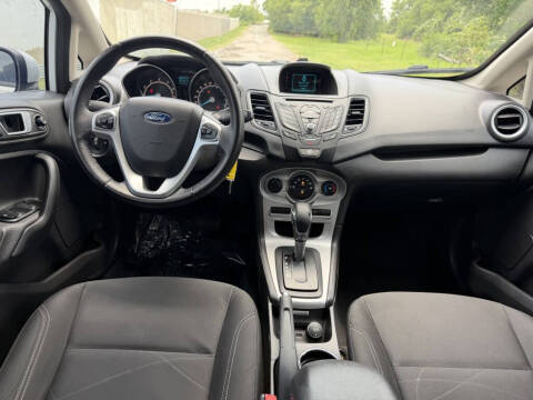 2016 Ford Fiesta SE