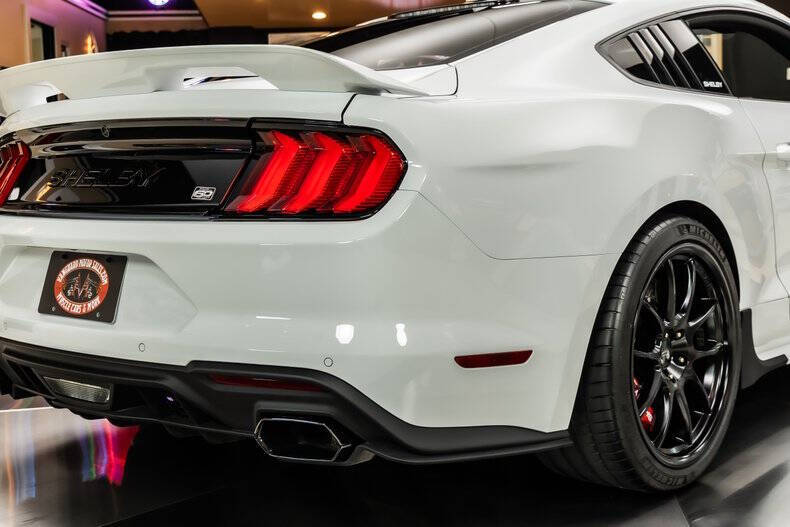 2022 Ford Mustang