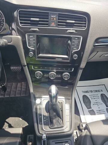 2015 Volkswagen Golf TSI S