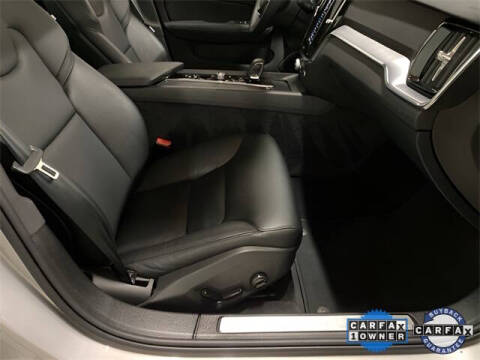 2025 Volvo S60 B5 Core