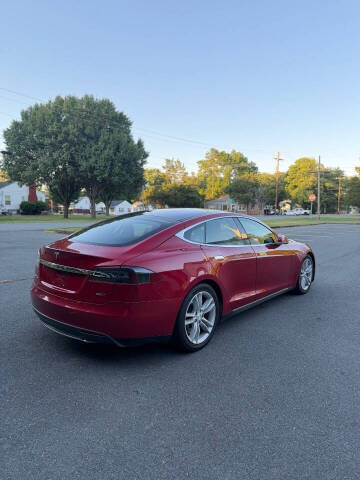 2015 Tesla Model S 85D
