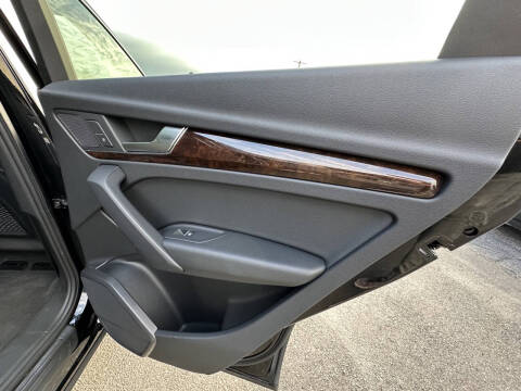 2018 Audi Q5 2.0T quattro Premium Plus