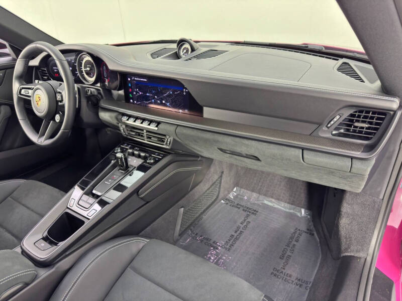 2024 Porsche 911 Carrera GTS