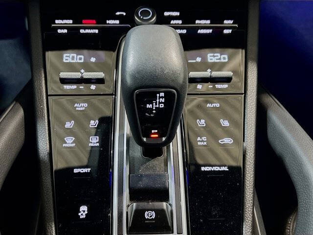 2022 Porsche Cayenne