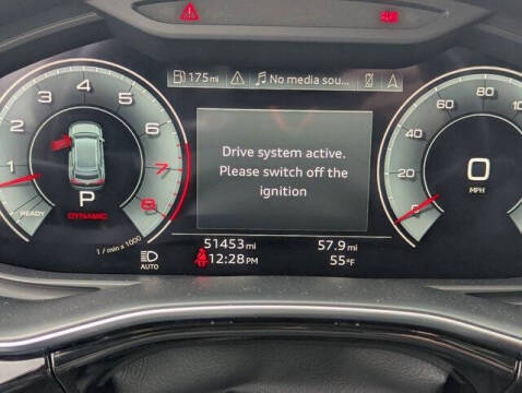 2022 Audi Q8 quattro Premium Plus 55 TFSI