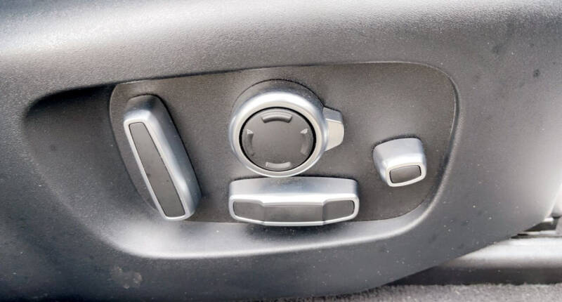 2018 Land Rover Range Rover Velar D180 R-Dynamic SE