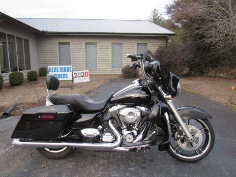 Harley-Davidson Street Glide Image